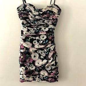 BCBG size 6 strapless dress